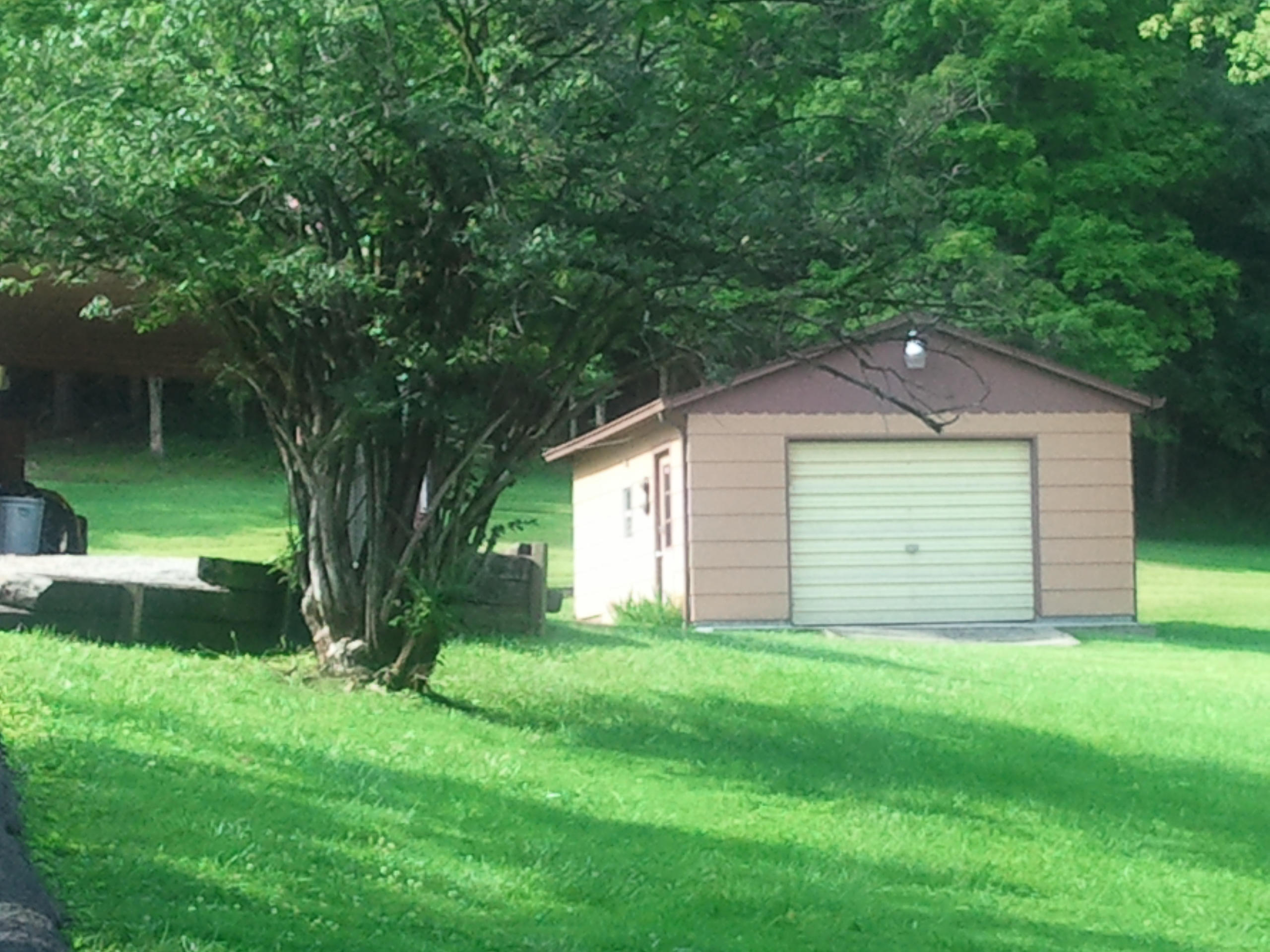 905 Deaderick Road Knoxville, TN 37920 - Photo 3 of 3 2014-07-22 17