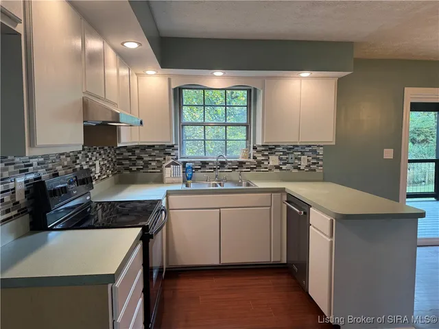 $348,400 | 13220 Iris Drive, Memphis, IN 47143