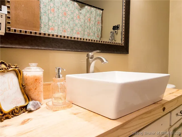 $348,400 | 13220 Iris Drive, Memphis, IN 47143