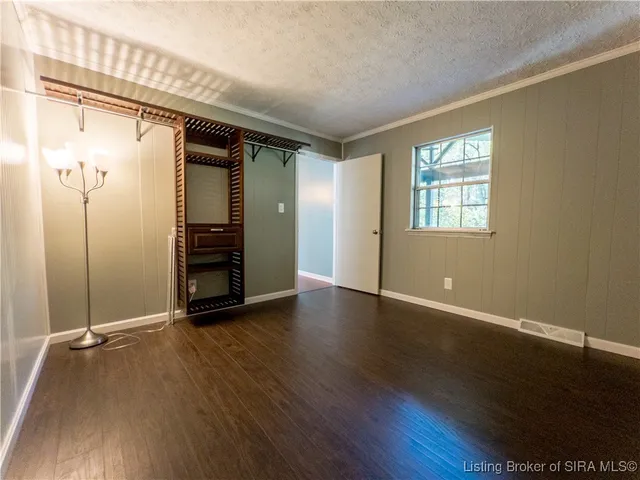 $348,400 | 13220 Iris Drive, Memphis, IN 47143