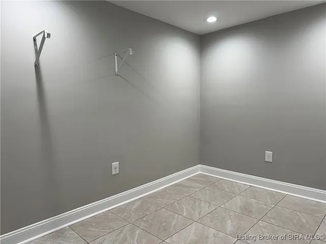 $348,400 | 13220 Iris Drive, Memphis, IN 47143