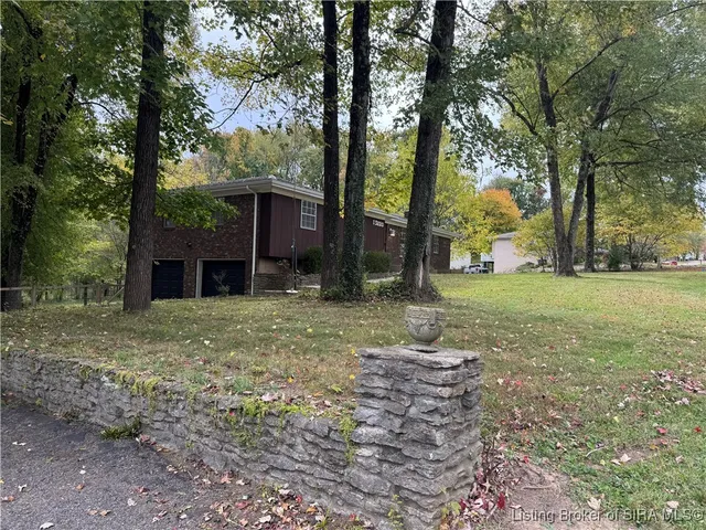 $348,400 | 13220 Iris Drive, Memphis, IN 47143