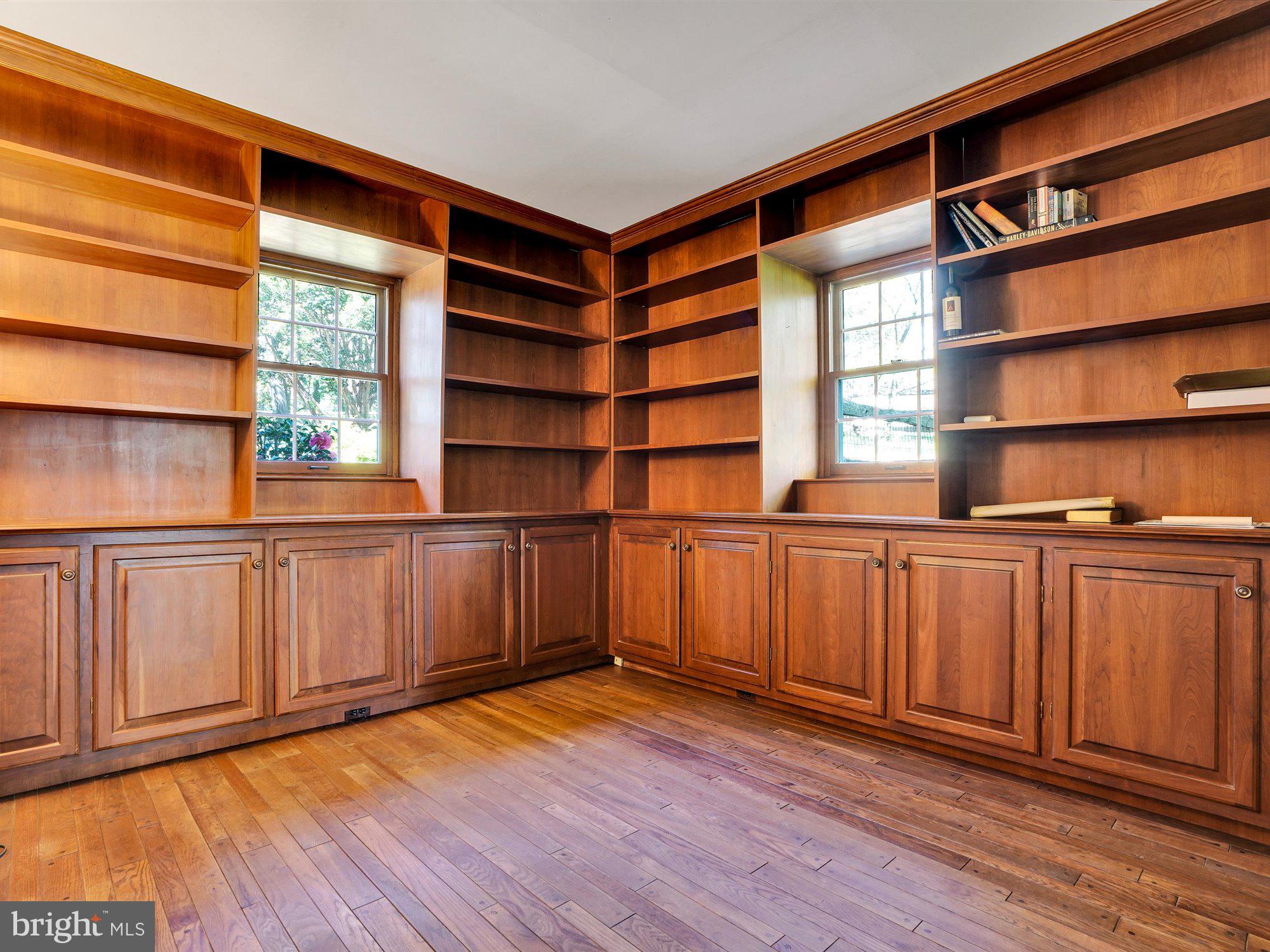 718 Cedar Grove Road Broomall, PA 19008 - Photo 15 of 55 Gallery Image 15