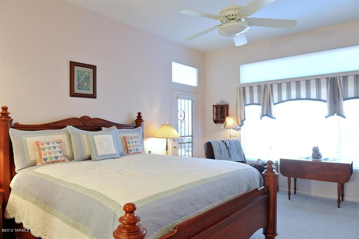 1051 East Royal Oak Road Tucson, AZ 85755 - Photo 11 of 32