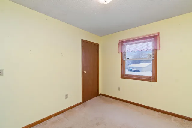 $298,000 | 34 Murray Drive, St. Albans, VT 05478