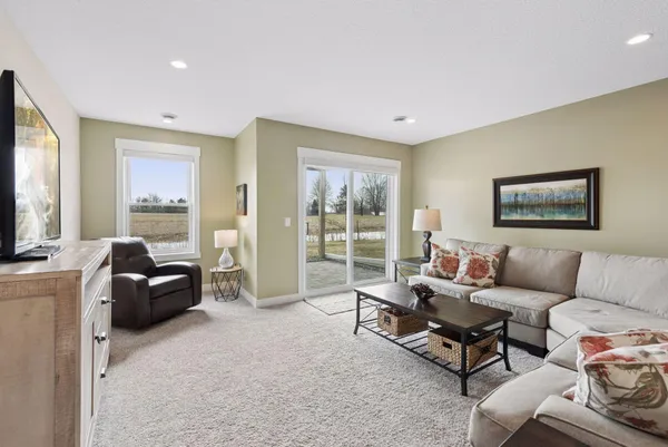 $579,900 | 12597 Masters Lane, Lindstrom, MN 55045