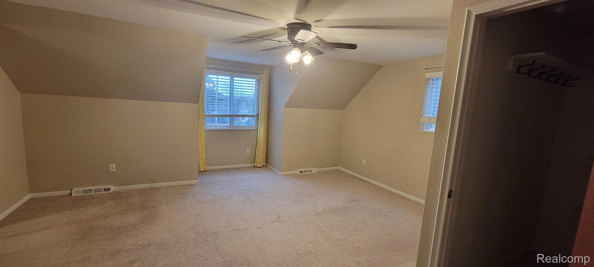2740 Lake Angelus Road Waterford, MI 48329 - Photo 42 of 52 Gallery Image 42