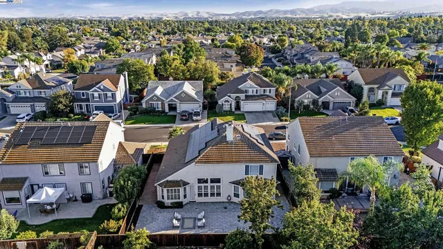 $859,000 | 1335 Willowwood Court, Brentwood, CA 94513