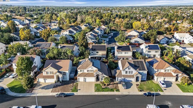 $859,000 | 1335 Willowwood Court, Brentwood, CA 94513