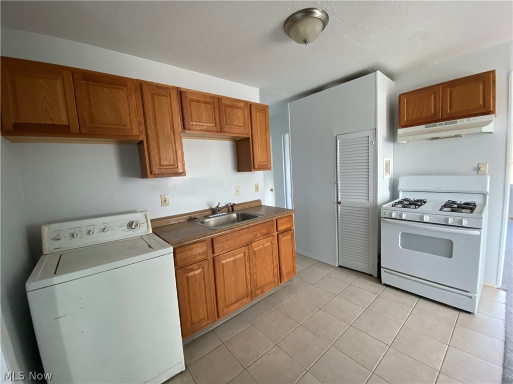 20304 Longbrook Road Warrensville Heights, OH 44128 - Photo 8 of 15