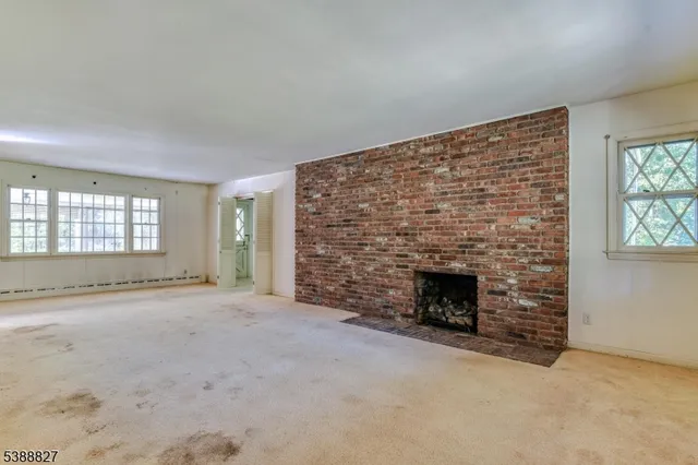 $720,000 | 43 Sunlit Drive, Watchung, NJ 07069