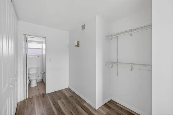 $1,695 | 3550 Northeast 169th Street, Unit 309, North Miami Beach, FL 33160