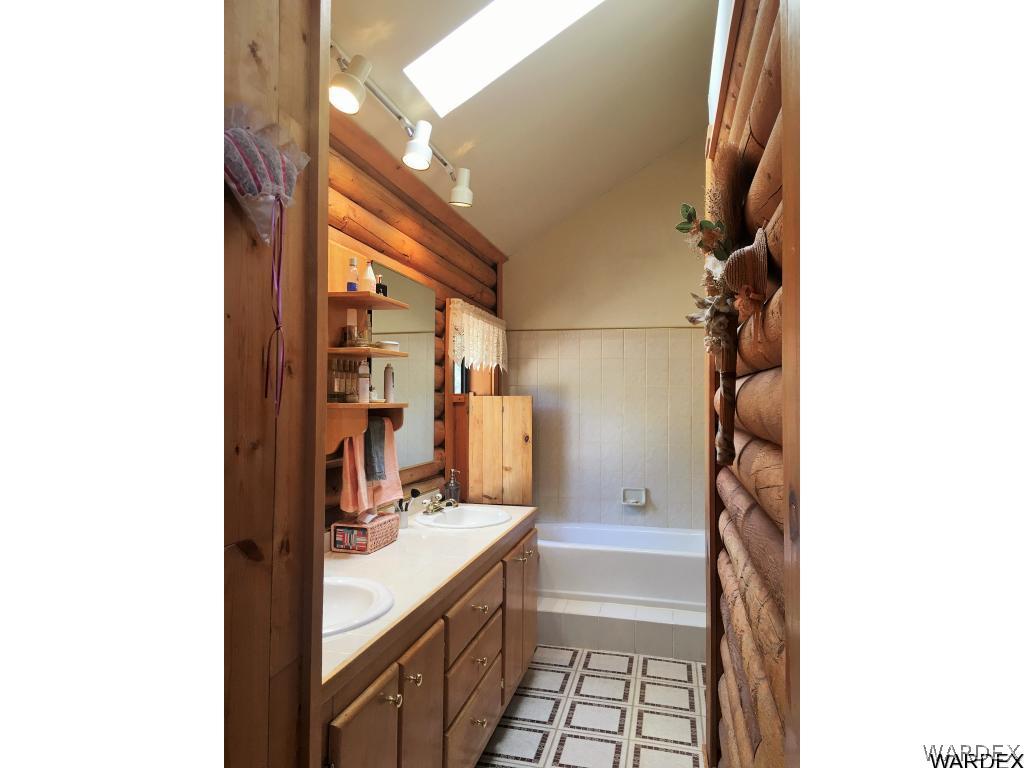 22315 Fort Rock Road Kingman, AZ 86401 - Photo 16 of 35 Gallery Image 16