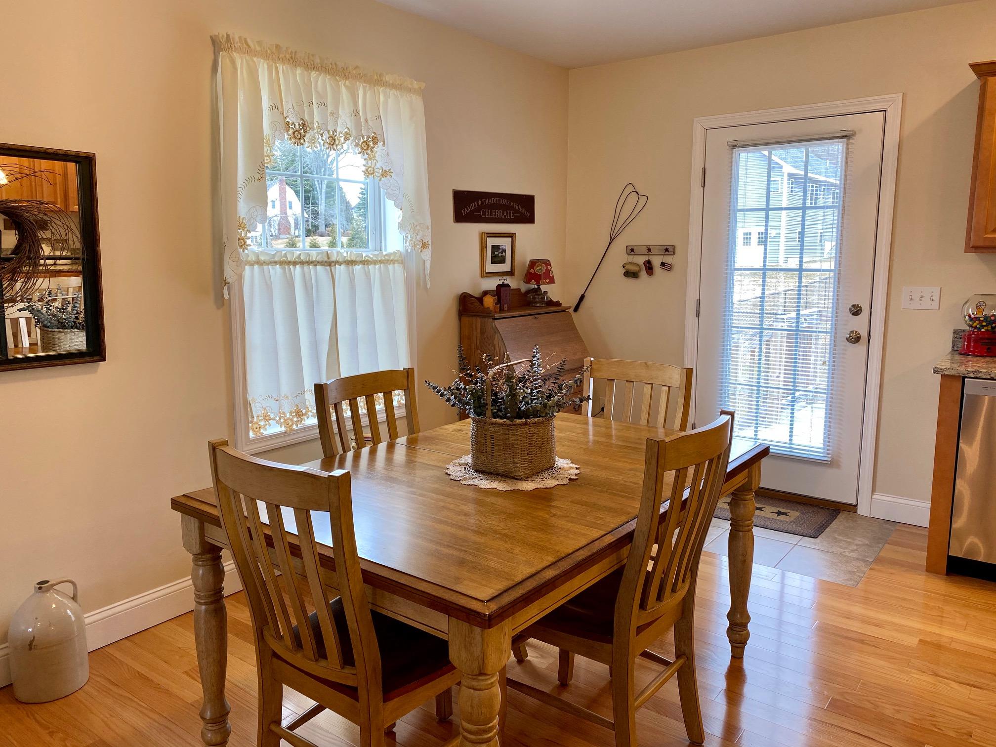 3 Pondside Drive Gorham, ME 04038 - Photo 9 of 48 1 (6)