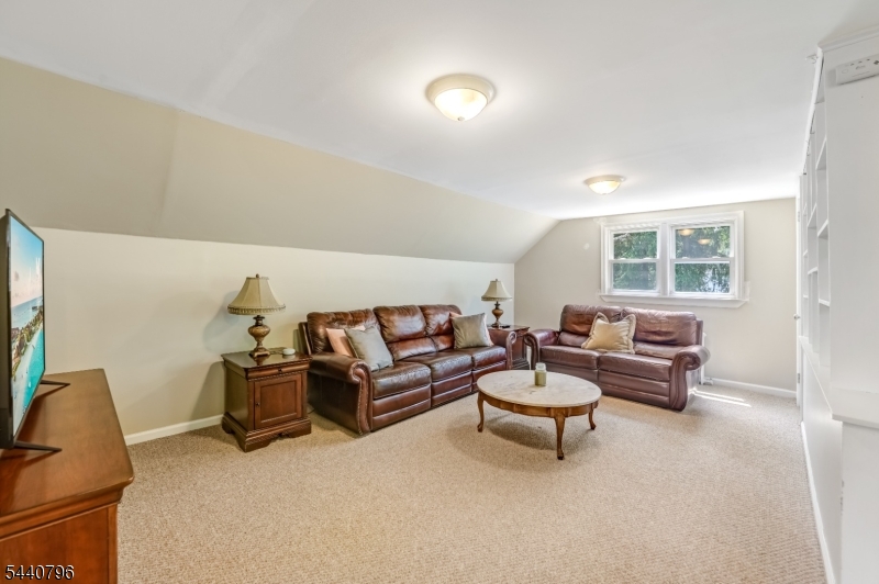 6 Waughaw Road Montville, NJ 07082 - Photo 6 of 12