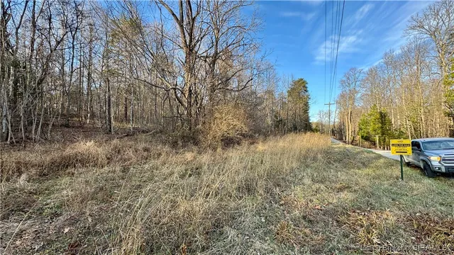 $34,900 | 425 E South Co Road, Marengo, IN 47140