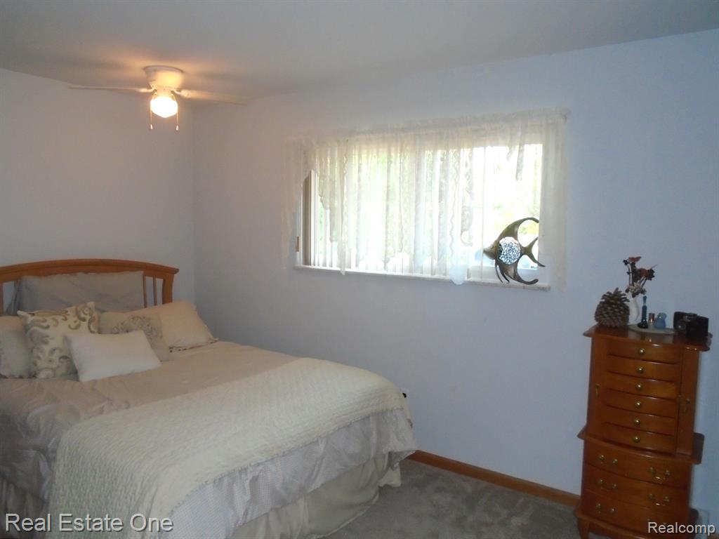 49420 Callens Road Chesterfield, MI 48047 - Photo 16 of 24