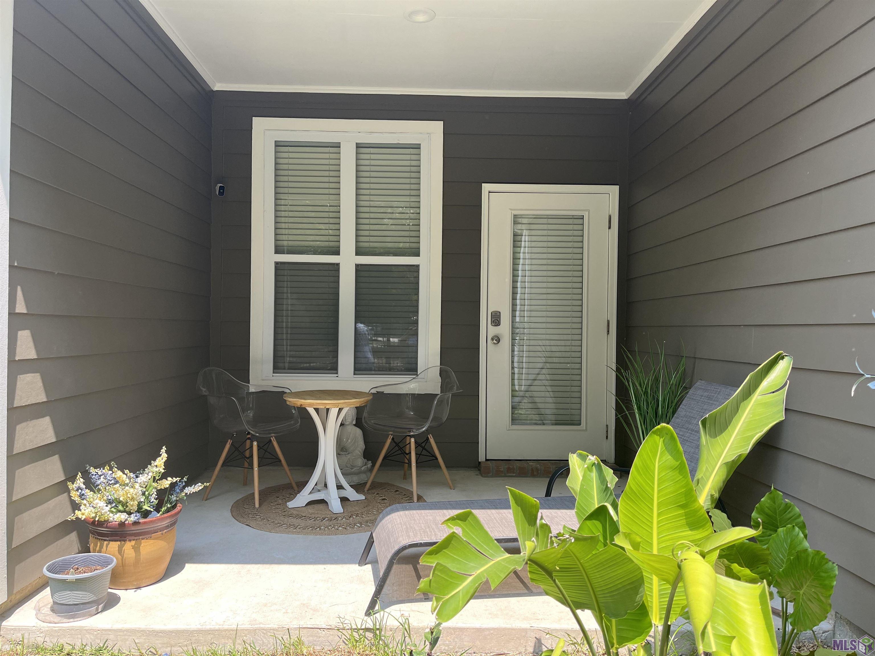 8740 Edgewater Drive Baton Rouge, LA 70820 - Photo 2 of 17 Gallery Image 2