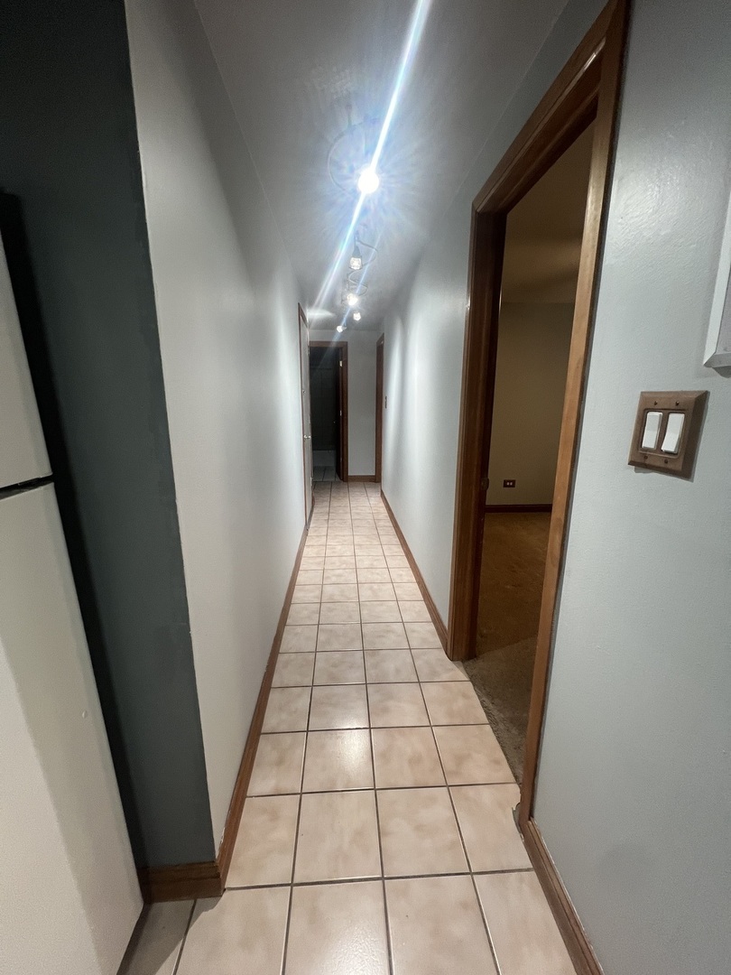 6732 West 64th Place, Unit 2E Chicago, IL 60638 - Photo 11 of 18