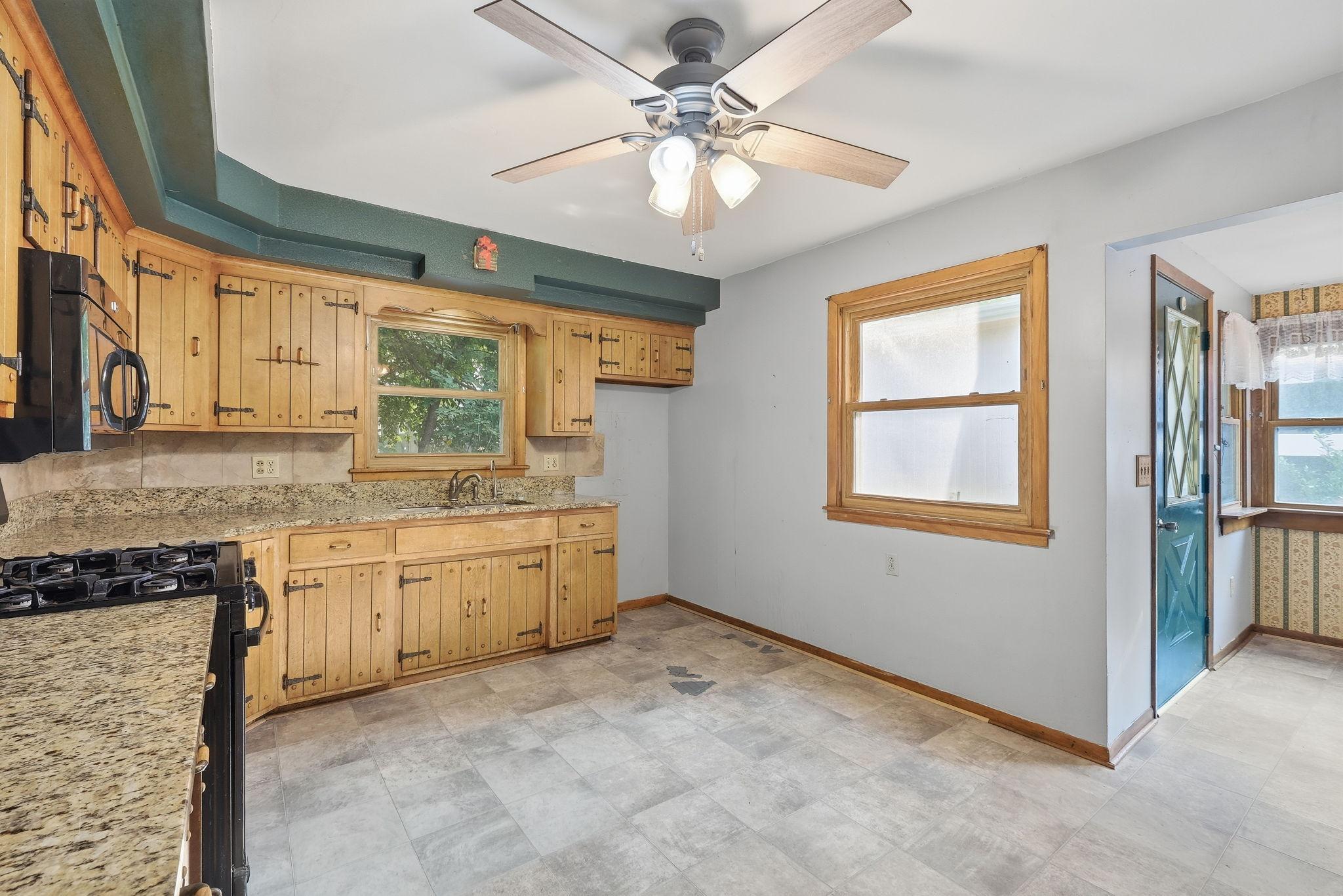 212 3rd Street East Jordan, MN 55352 - Photo 14 of 34 Gallery Image 14