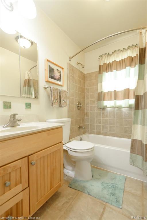 42797 Fret Road Belleville, MI 48111 - Photo 9 of 59