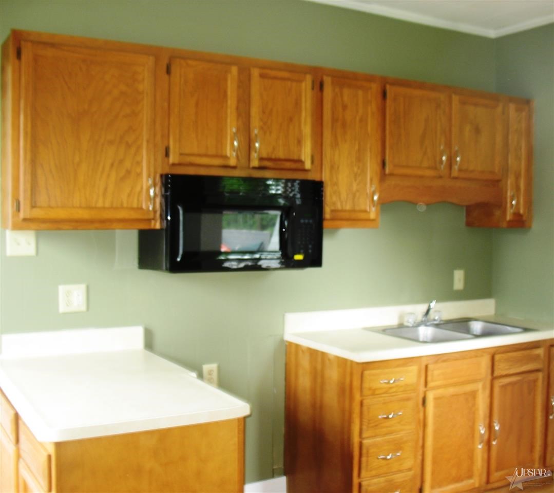 1415 West Monroe Street Decatur, IN 46733 - Photo 6 of 26