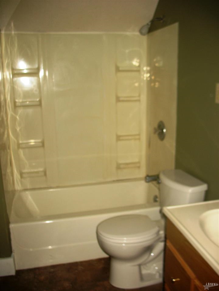 1415 West Monroe Street Decatur, IN 46733 - Photo 8 of 26
