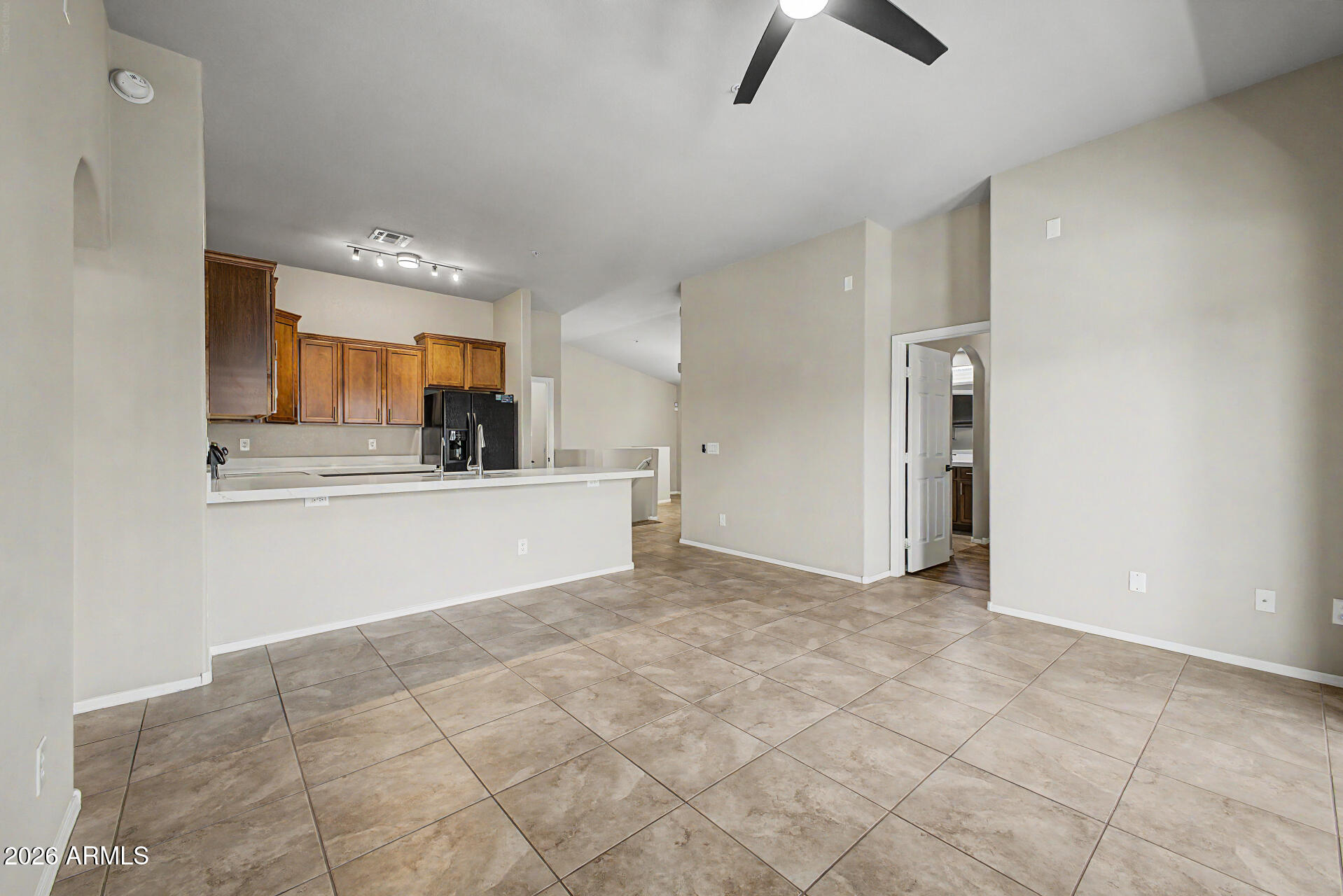 2725 East Mine Creek Road, Unit 2172 Phoenix, AZ 85024 - Photo 10 of 28