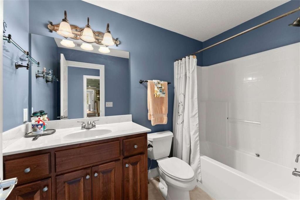 777 Oak Pointe Drive Cleveland, GA 30528 - Photo 44 of 63 a bathroom with a sink toilet and shower