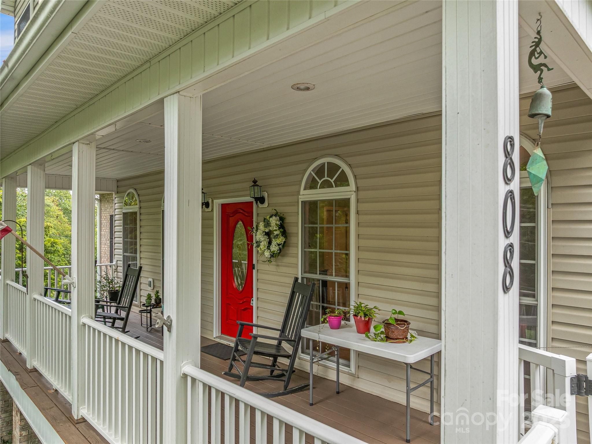 808 Old Fort Road Fairview, NC 28730 - Photo 3 of 39