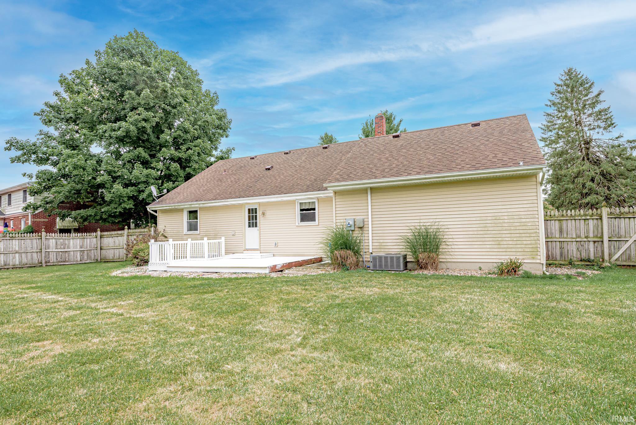 3110 Sand Point Road Fort Wayne, IN 46809 - Photo 11 of 36