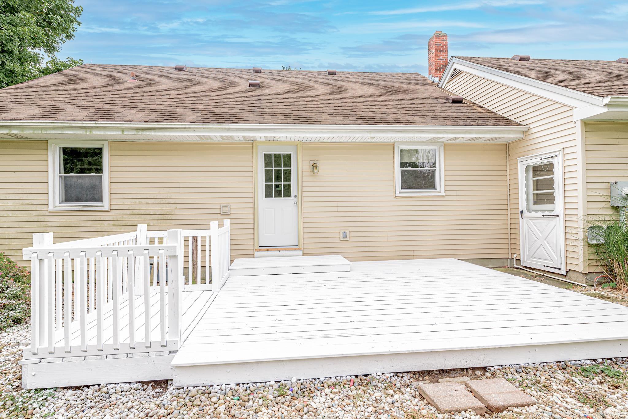 3110 Sand Point Road Fort Wayne, IN 46809 - Photo 12 of 36