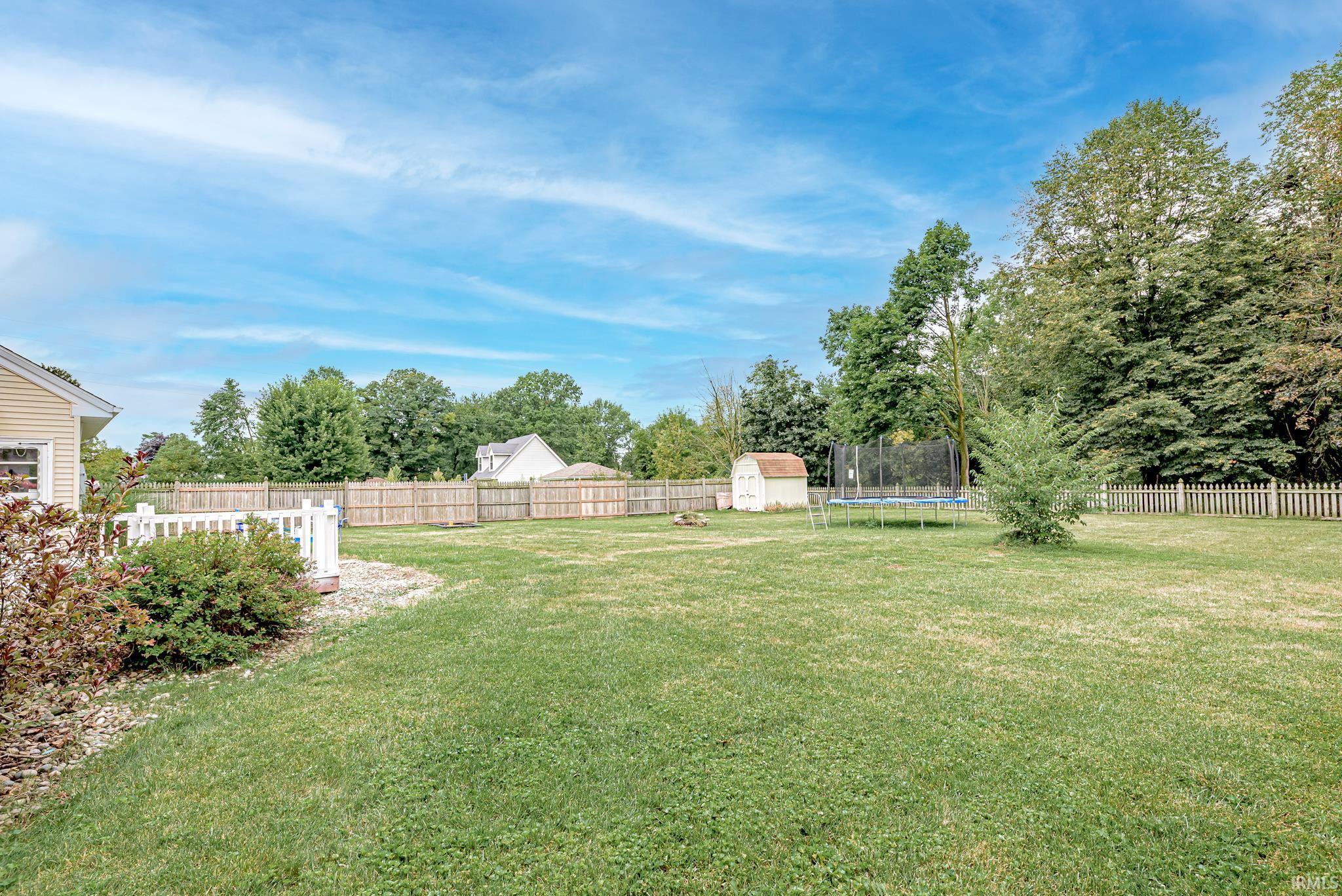 3110 Sand Point Road Fort Wayne, IN 46809 - Photo 8 of 36