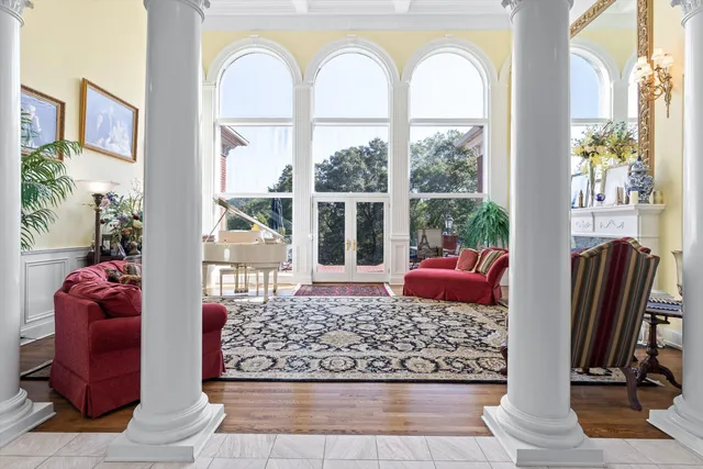 $1,795,000 | 11312 Hixson Pike, Soddy Daisy, TN 37379