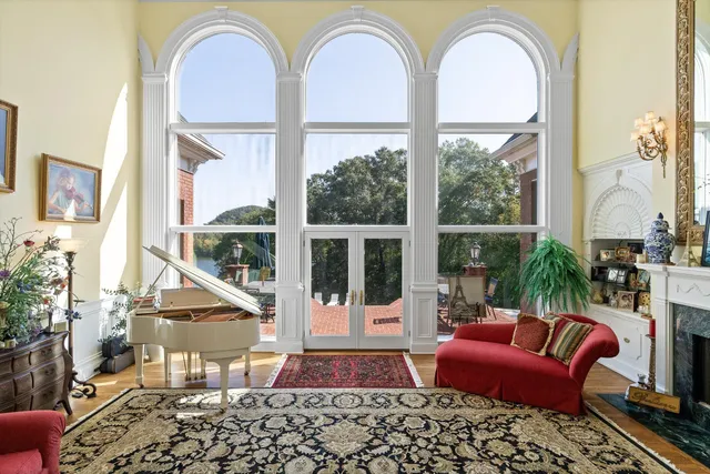 $1,795,000 | 11312 Hixson Pike, Soddy Daisy, TN 37379