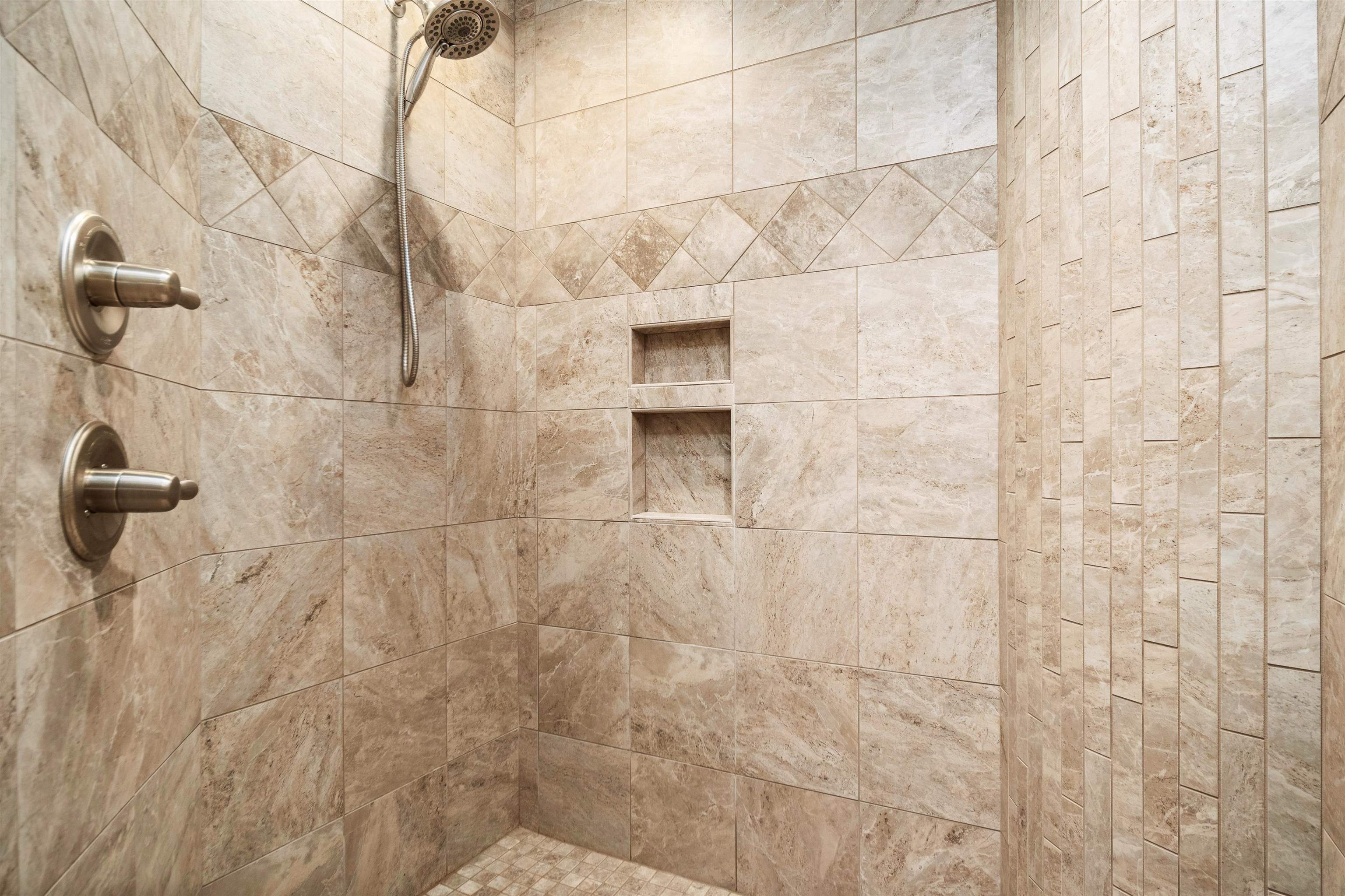 5703 Hollopeter Road Leo, IN 46765 - Photo 20 of 36