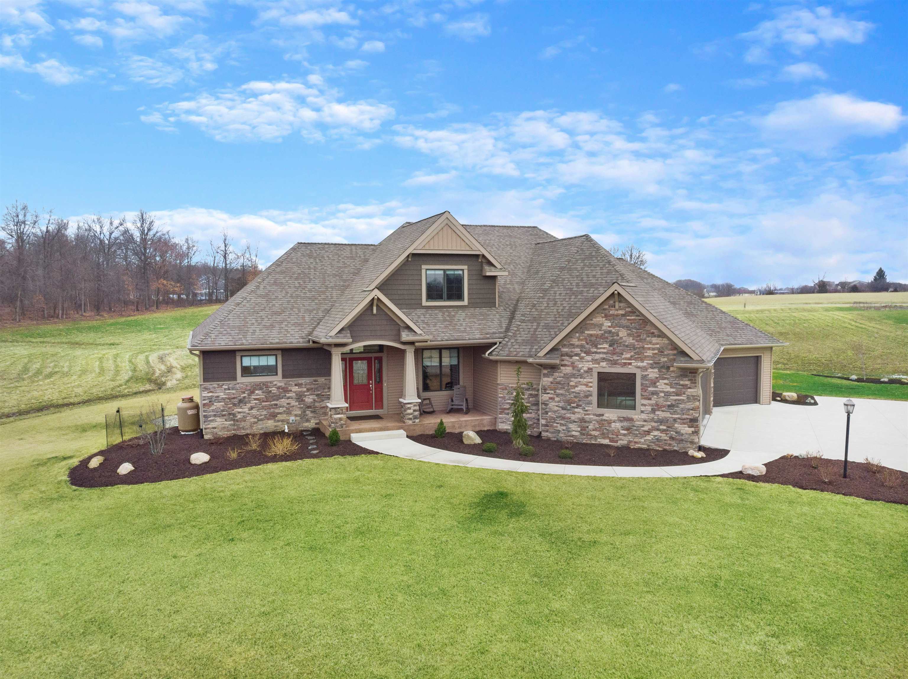 5703 Hollopeter Road Leo, IN 46765 - Photo 4 of 36