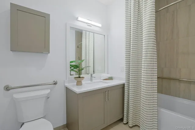 $3,895 | 5105 Lucy Court, Unit 5105, Pearl River, NY 10965