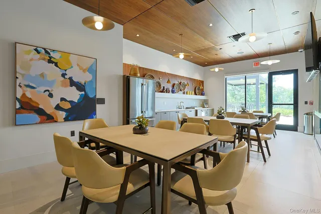 $3,895 | 5105 Lucy Court, Unit 5105, Pearl River, NY 10965