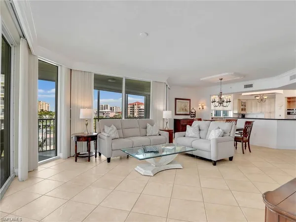 $12,000 | 1070 South Collier Boulevard, Unit 507, Marco Island, FL 34145