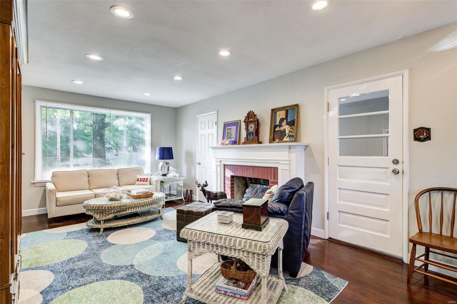 12725 Big Bend Road St. Louis, MO 63122 - Photo 2 of 25 Gallery Image 2