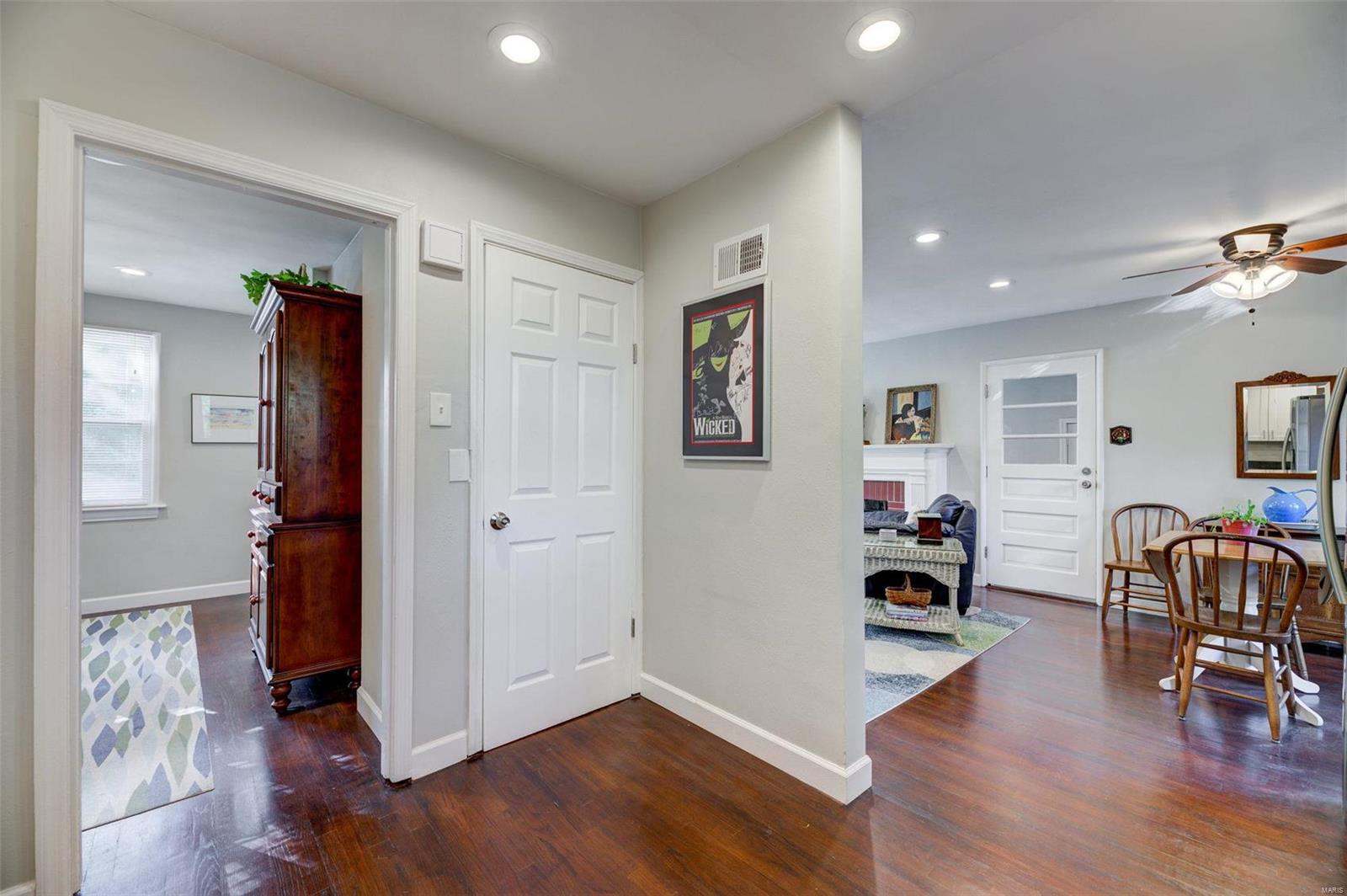 12725 Big Bend Road St. Louis, MO 63122 - Photo 10 of 25 Gallery Image 10