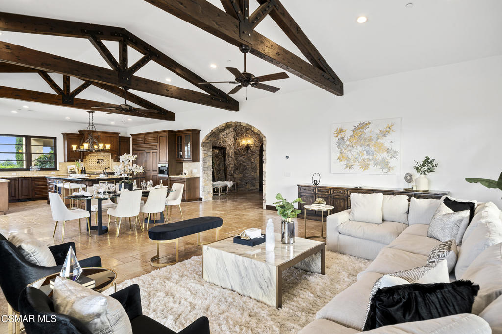 3049 Ventavo Road Moorpark, CA 93021 - Photo 23 of 81 Gallery Image 23