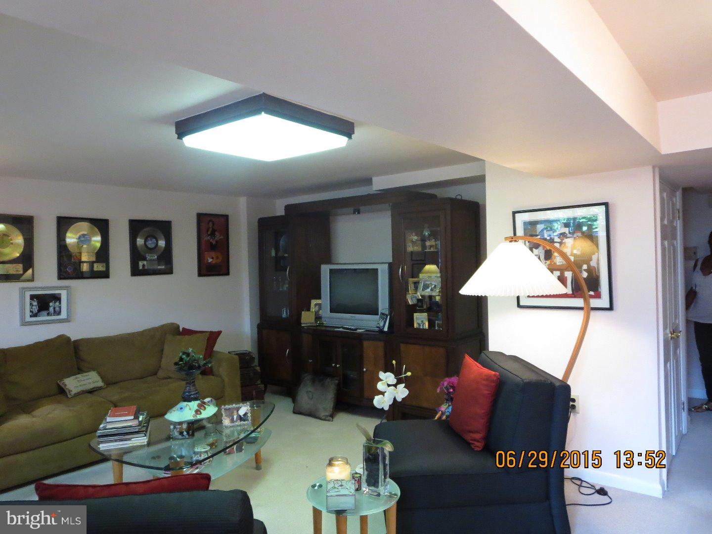 3716 Lankenau Road Philadelphia, PA 19131 - Photo 19 of 22 Family Room