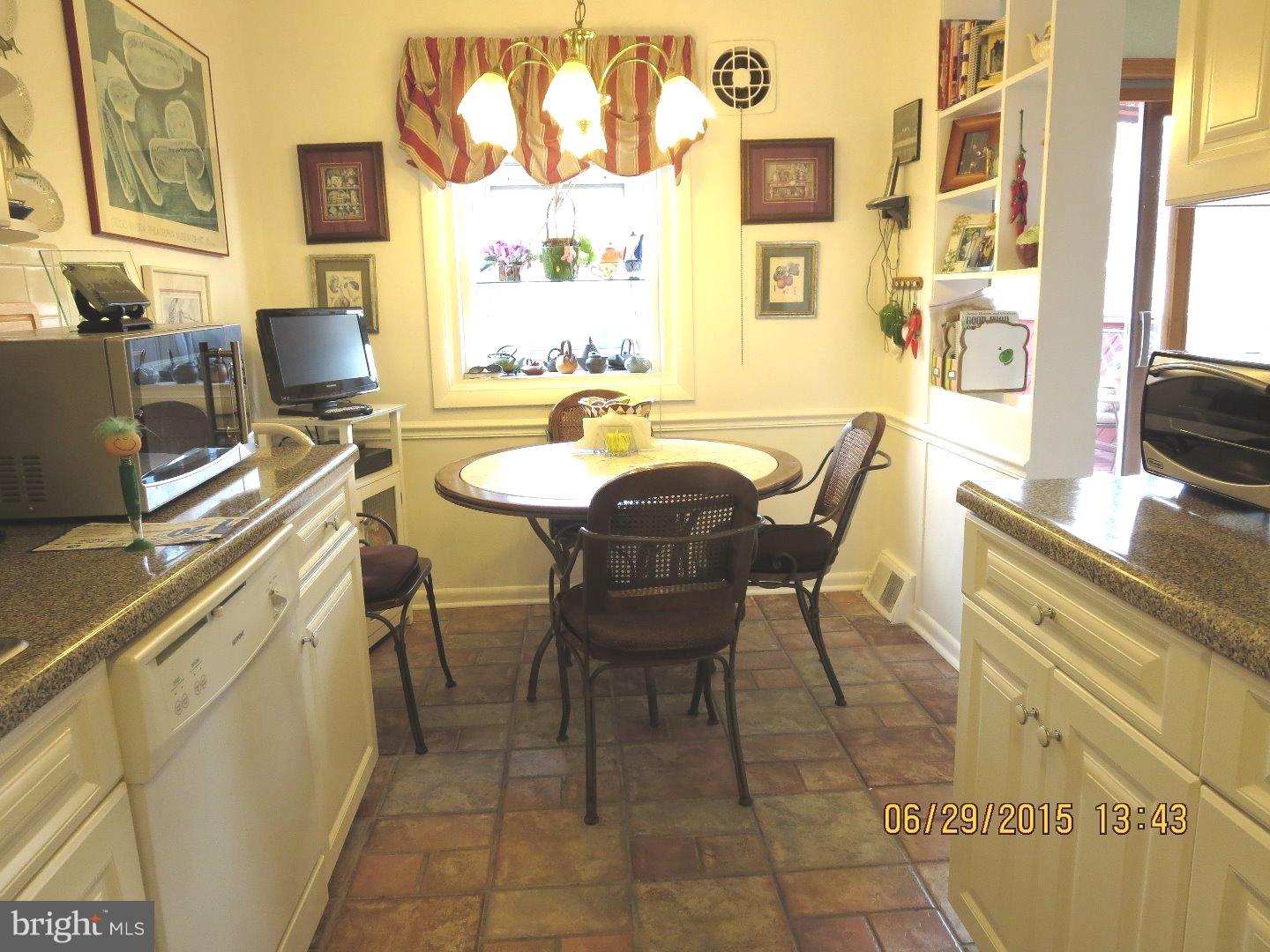 3716 Lankenau Road Philadelphia, PA 19131 - Photo 10 of 22 Kitchen