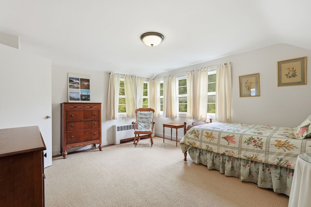 102 Blue Hills Road Amherst, MA 01002 - Photo 25 of 40
