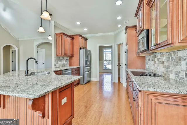 $659,900 | 18 Lake View Court, Senoia, GA 30276