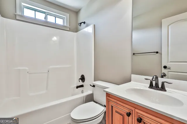 $659,900 | 18 Lake View Court, Senoia, GA 30276