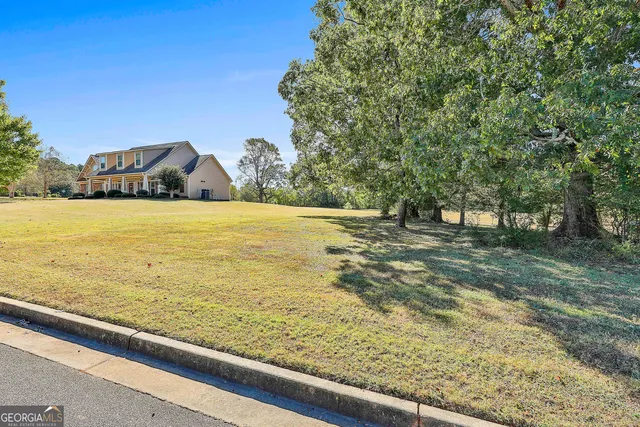 $659,900 | 18 Lake View Court, Senoia, GA 30276