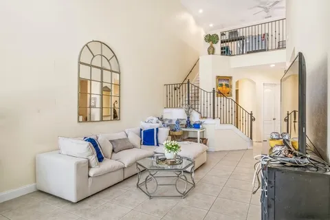 $315,000 | 1875 Bridgepointe Circle, Unit 31, Vero Beach, FL 32967